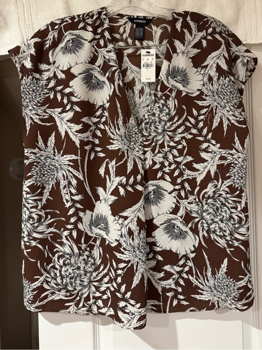 Express Gramercy Brown and White Floral Blouse NWT